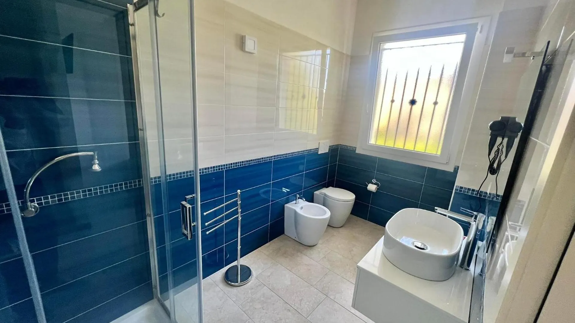 Hotel Dubaibeachotel Llido Degli Estensi Włochy